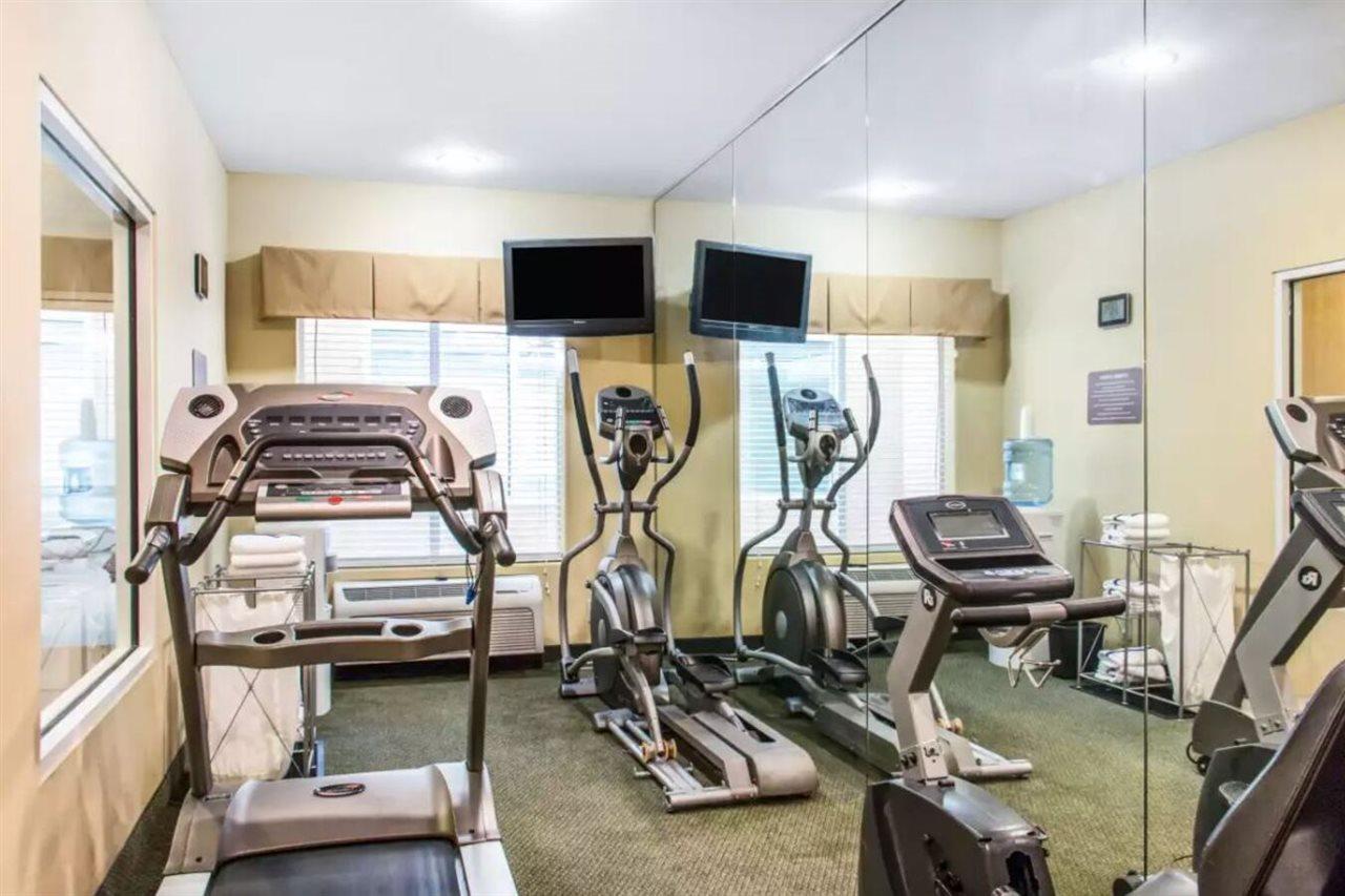 Sleep Inn & Suites Пулер Экстерьер фото
