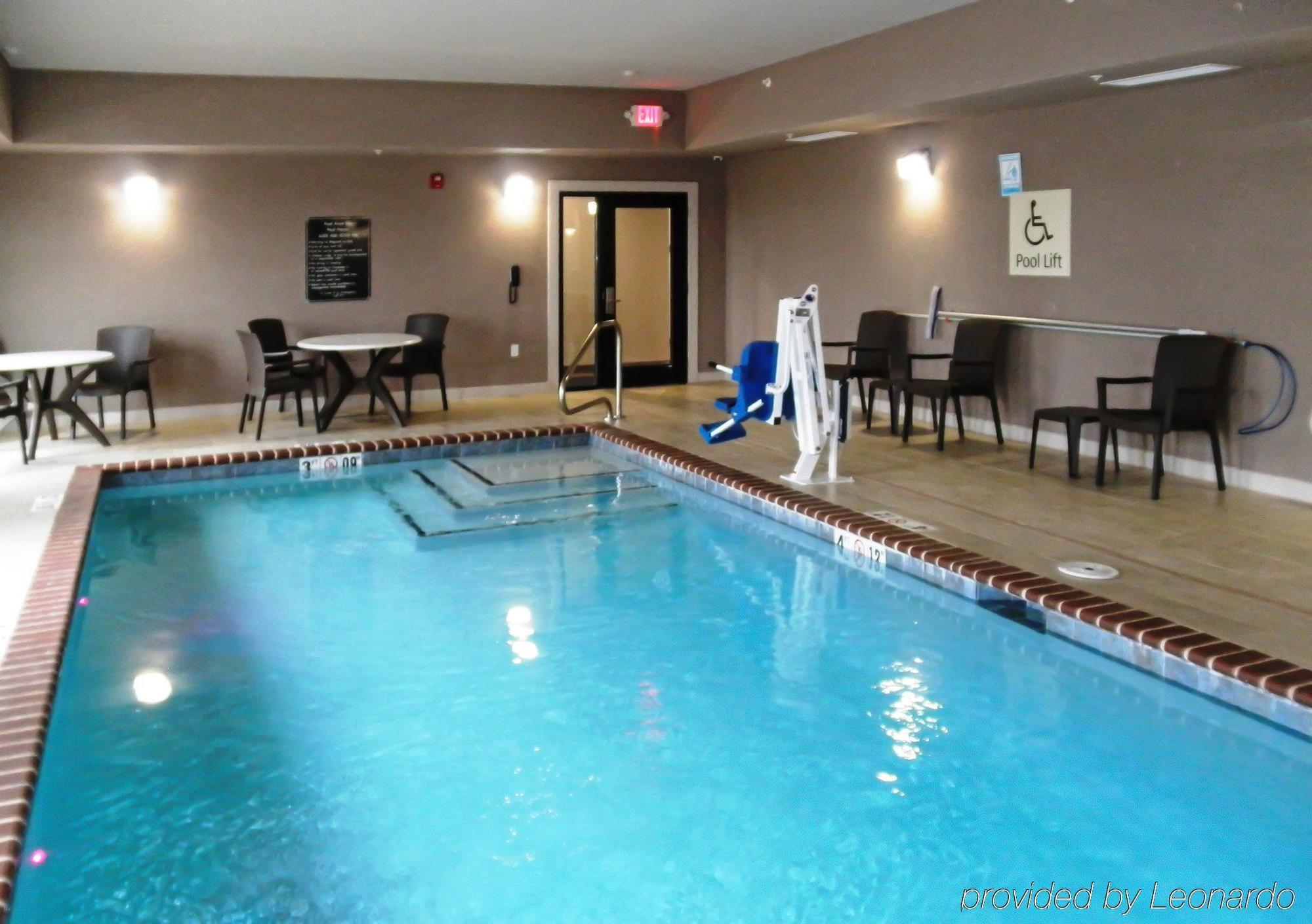 Sleep Inn & Suites Пулер Экстерьер фото